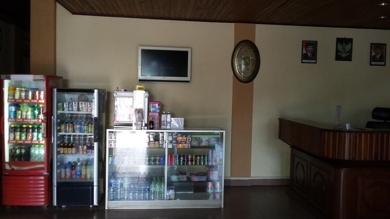 Hotel Ar - Riyadh Kualatungkal Luaran gambar