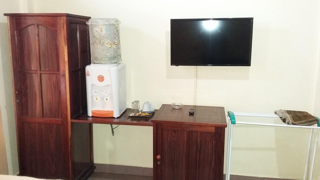 Hotel Ar - Riyadh Kualatungkal Luaran gambar